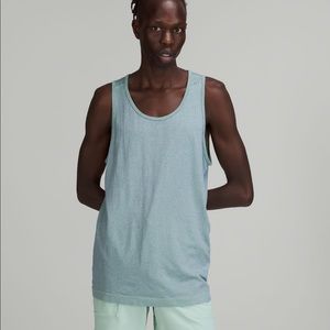 Lululemon Metal Vent Tech Surge Tank